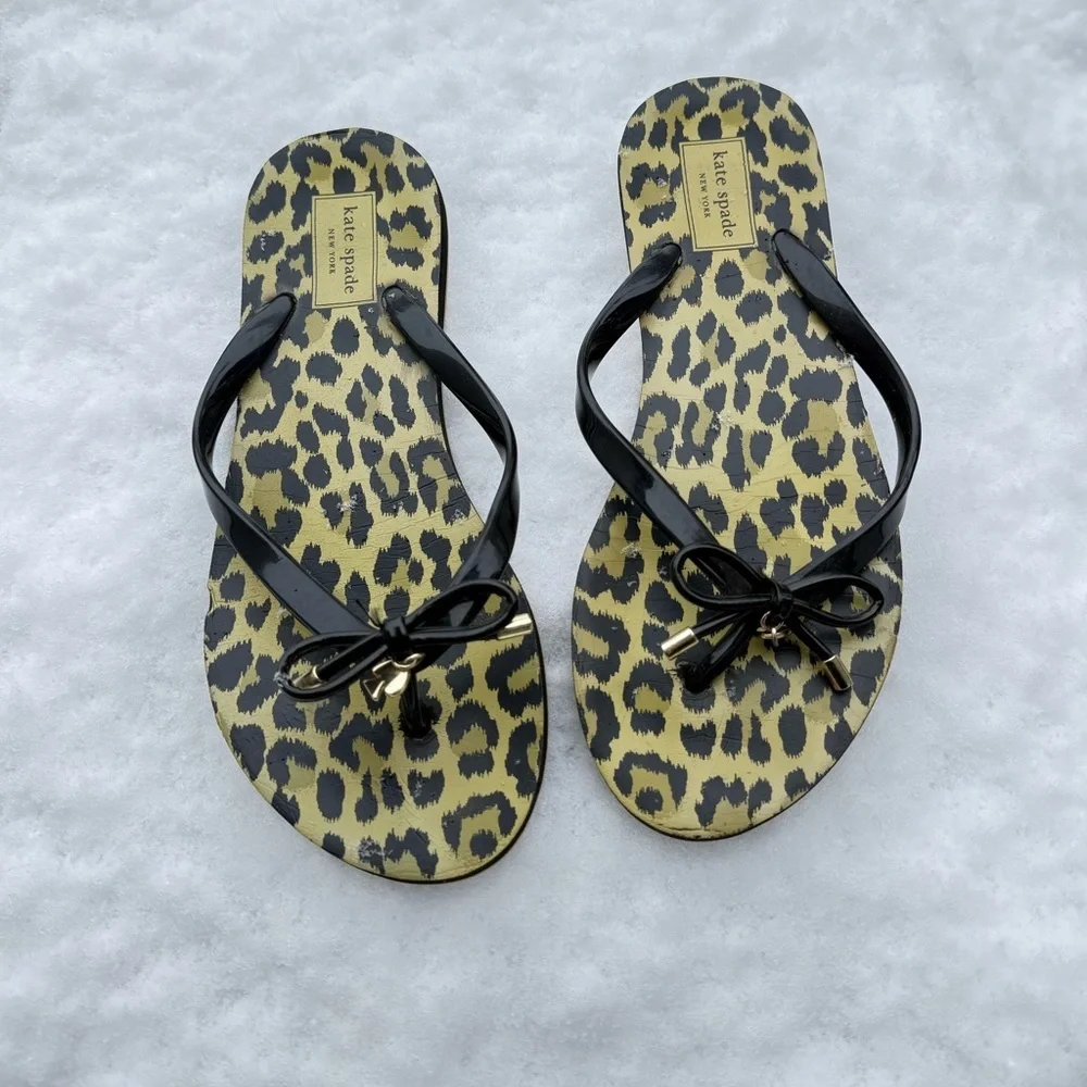 Kate Spade Flip Flops 7-8
